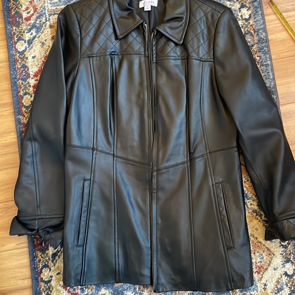 Women’s leather jacket. - Picture 8 of 11